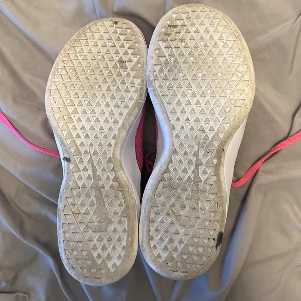 Nike women’s shoes sz 6.5 - Picture 3 of 3